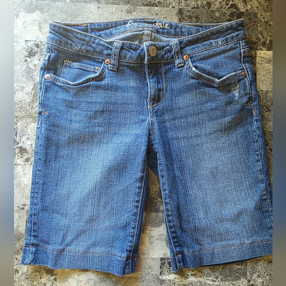 Aeropostale Bermuda Blue Jean Shorts Casual Cut-Off Design